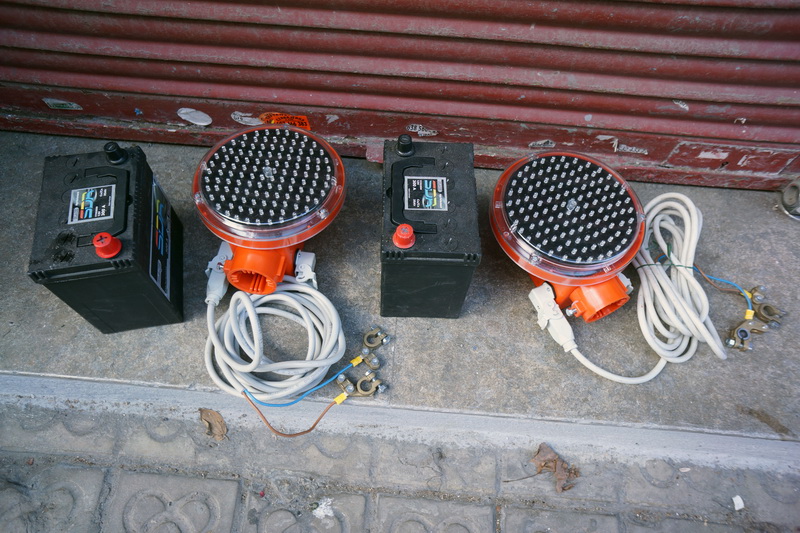 baliza señalizadora +bat.12v.300a.163x40x78 (55eu.) 2u